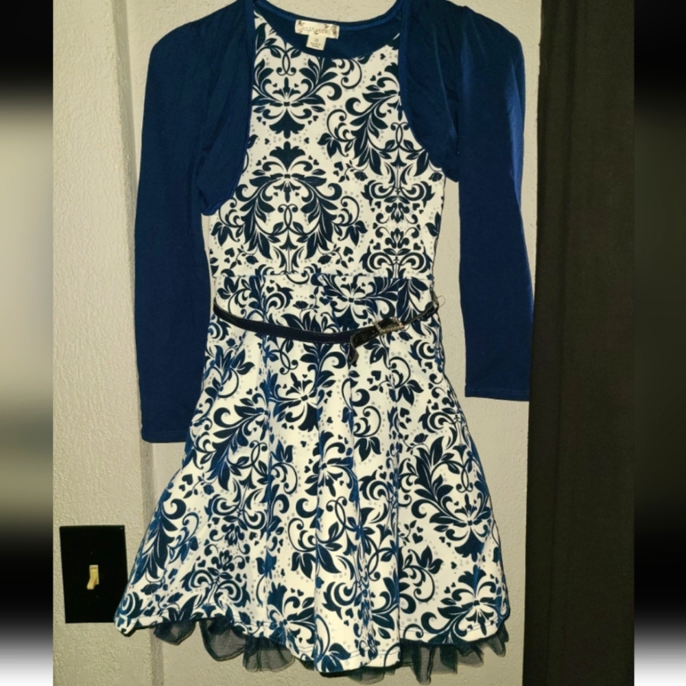 Girl's dress
